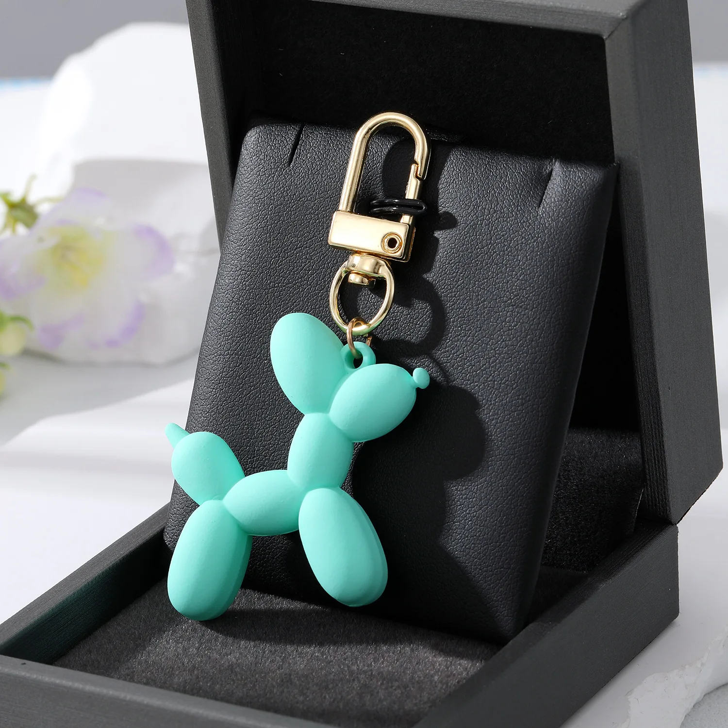 2023 New Fashion Art Trendy La - đánh giá và giá Resin Art A Keychain